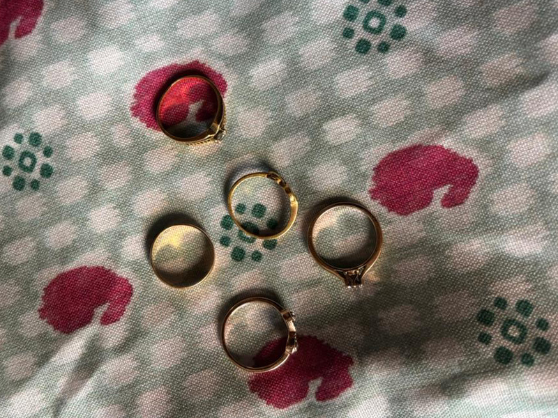 Bad product photo example 1